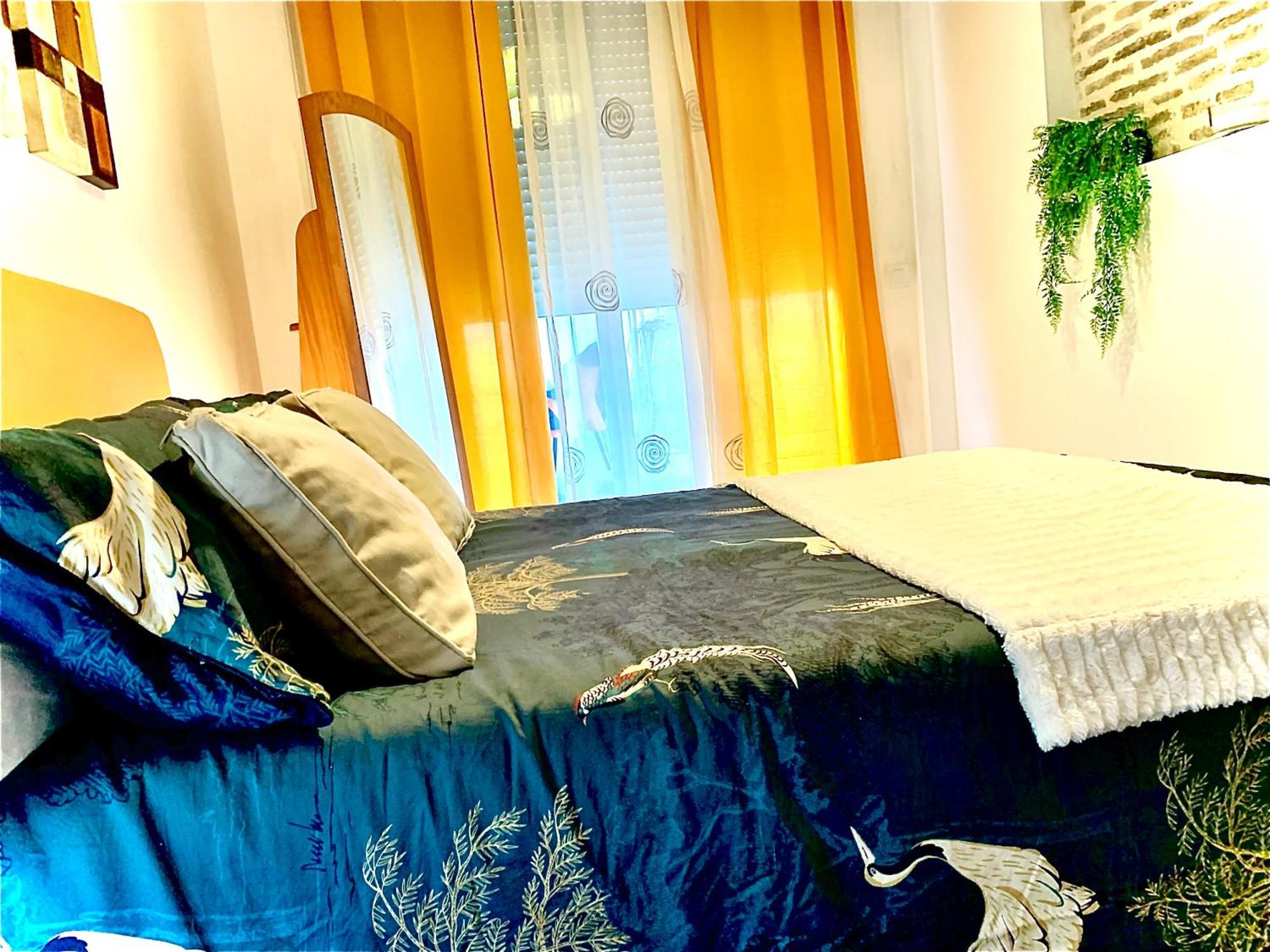 Violeta Loft B Chill Out Sevilla Bagian luar foto